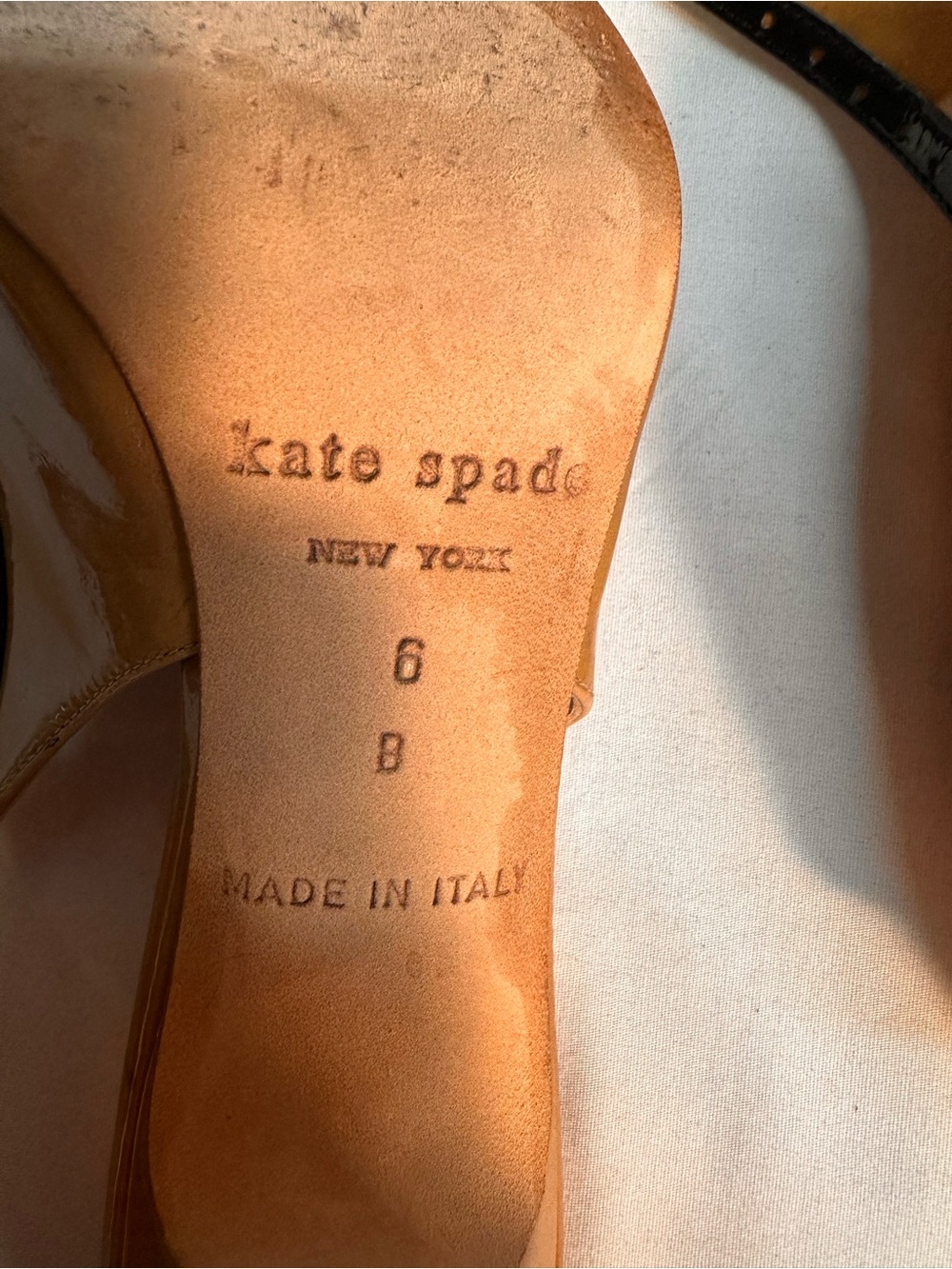 Kate Spade New York Patent Leather Slingback Heels Tan Black Peep Toe Size 6B - Picture 10 of 15
